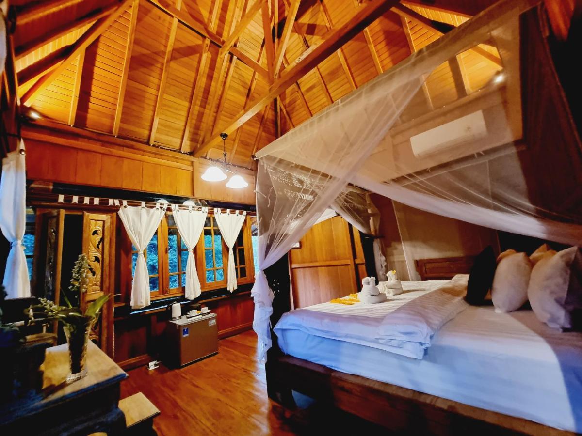 Villa Avalon Castle & Ubud