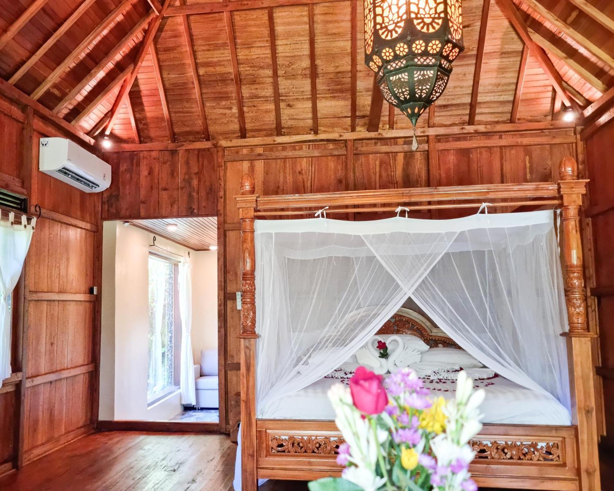 Villa Avalon Castle & Ubud (Bali)
